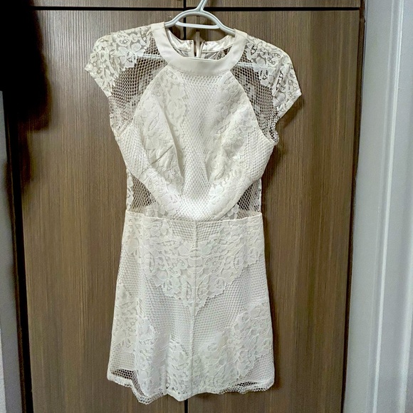 Gorgeous Bebe Dress! Only worn once and beautiful on! - Picture 1 of 3